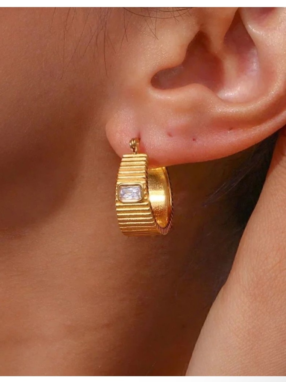 Gold Ribbed Hoop Earring with Clear Stone A56